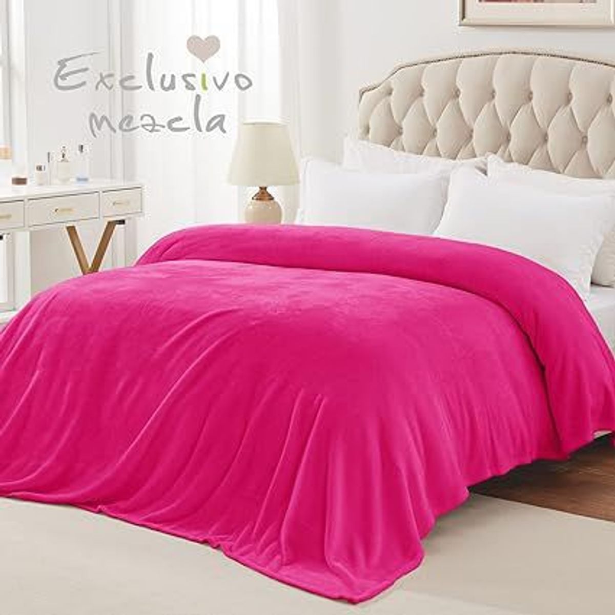 GENERICO - CUBRECAMA DOS PLAZAS DE PELUCHE PELO CORTO FUCSIA