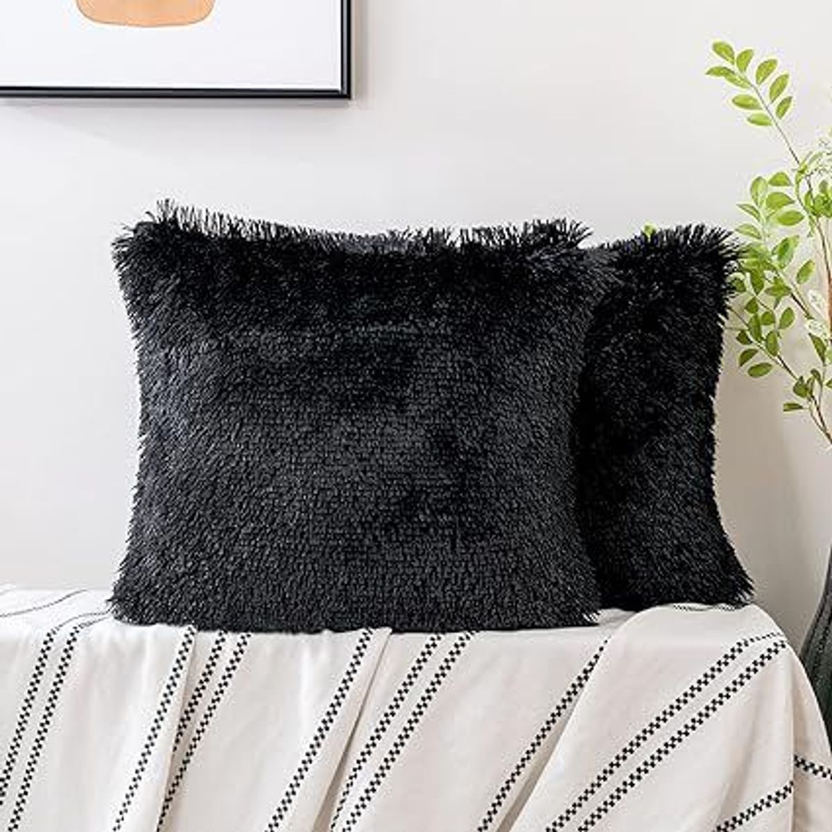 GENERICO - COJIN CUADRADO PELO LARGO 35X35 NEGRO