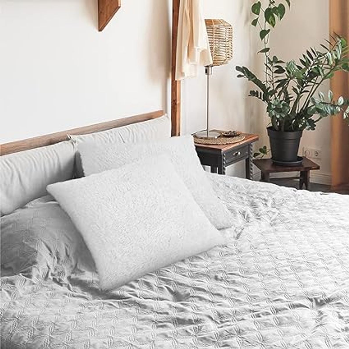 GENERICO - COJIN CUADRADO  PELO CORTO 35X35 BLANCO