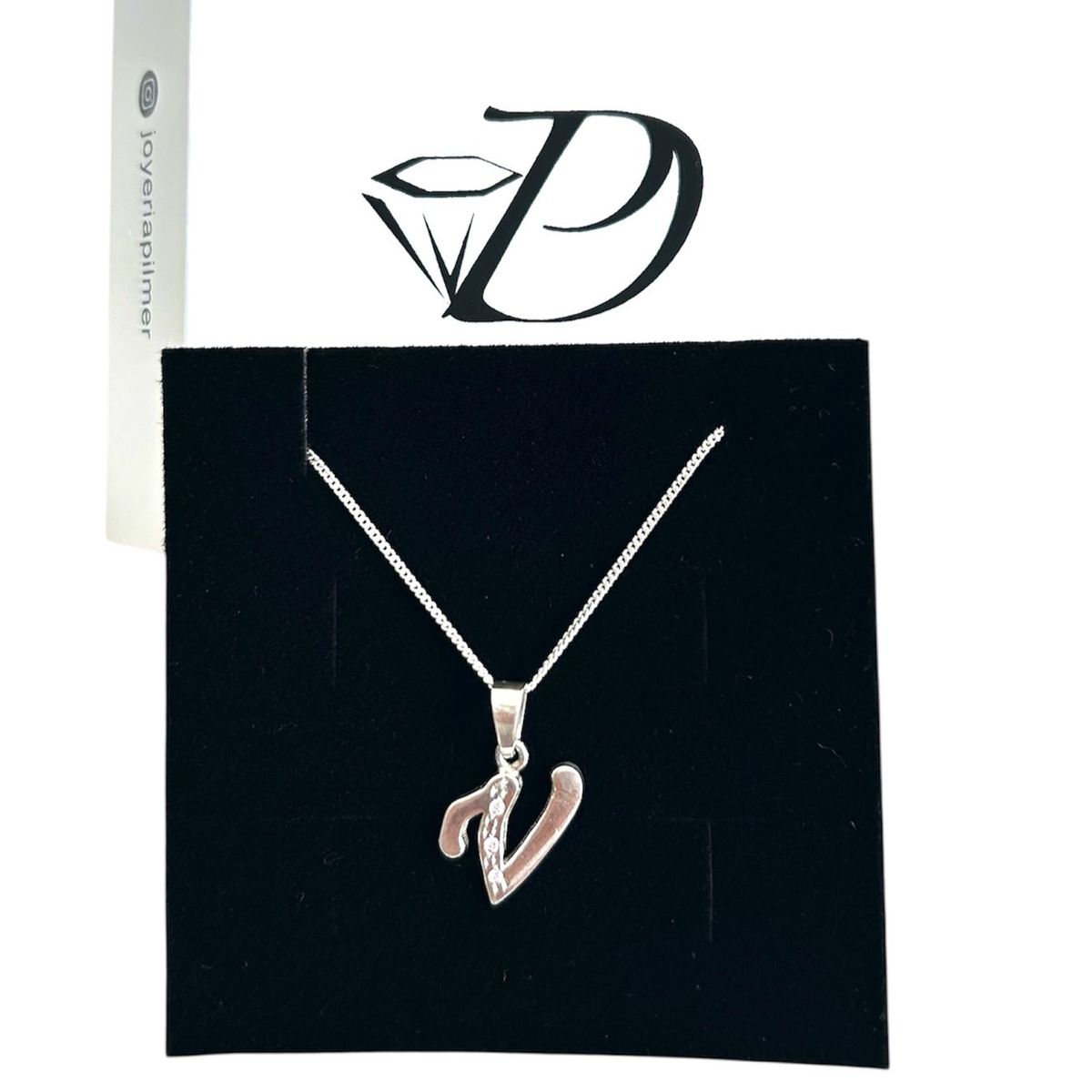 JOYERIA D'PILMER - CADENA DE PLATA CON DIJE LETRA V