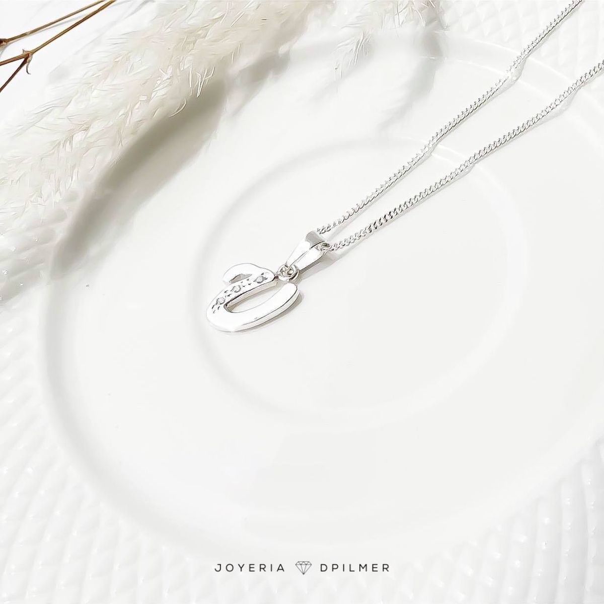 JOYERIA D'PILMER - CADENA DE PLATA CON DIJE LETRA U