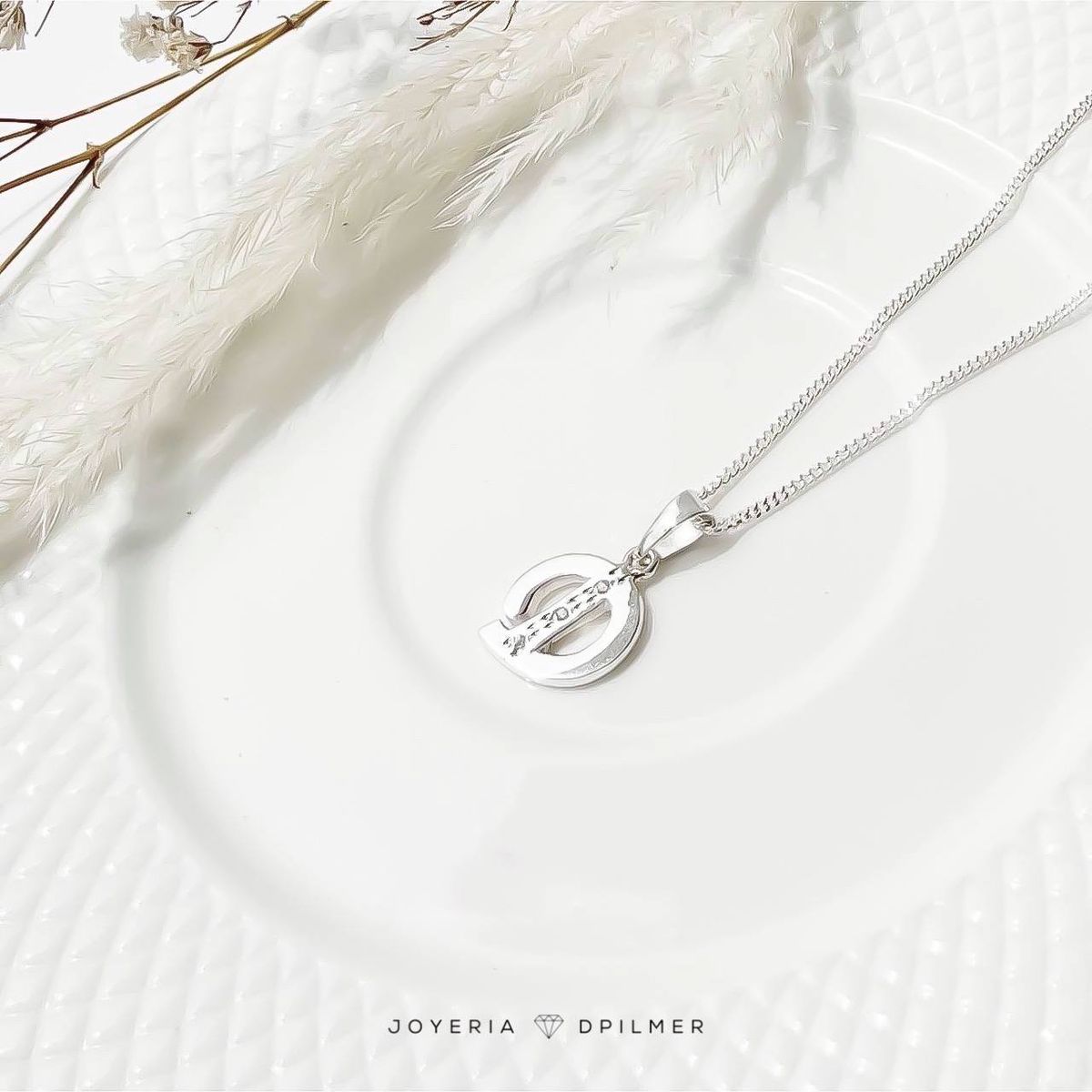 GENERICO - CADENA CON DIJE INICIAL PLATA