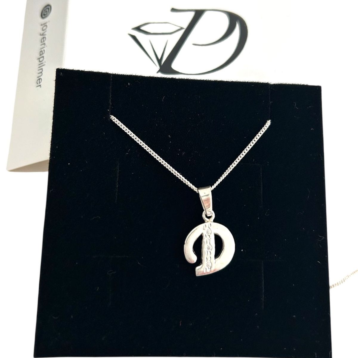 GENERICO - CADENA CON DIJE INICIAL PLATA