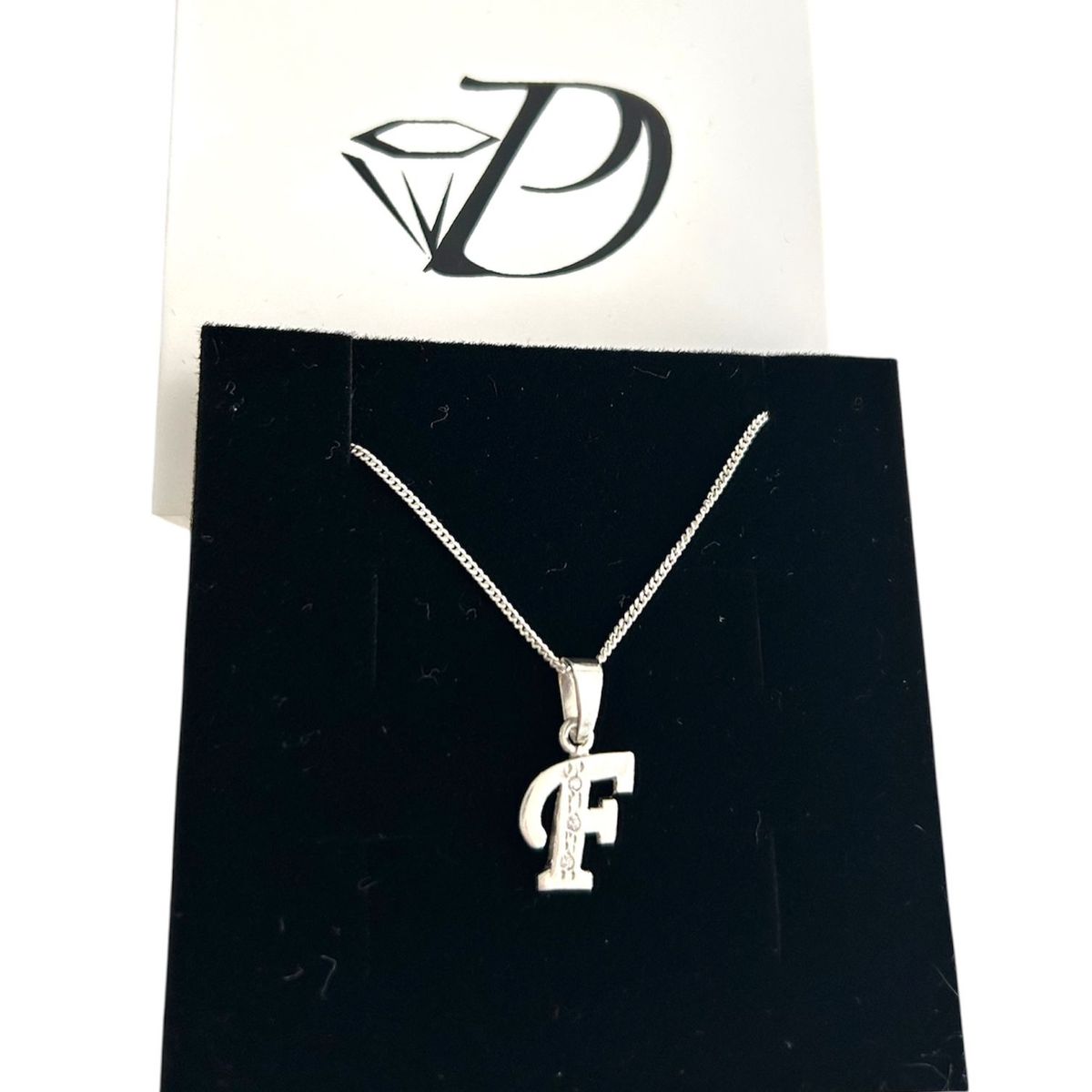 JOYERIA D'PILMER - CADENA CON DIJE INICIAL LETRA F