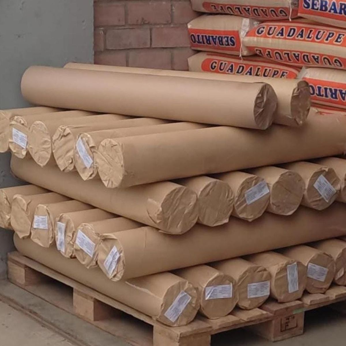 GENERICO - Rollo papel kraft 80g 108 cm de ancho x 150 metros de largo