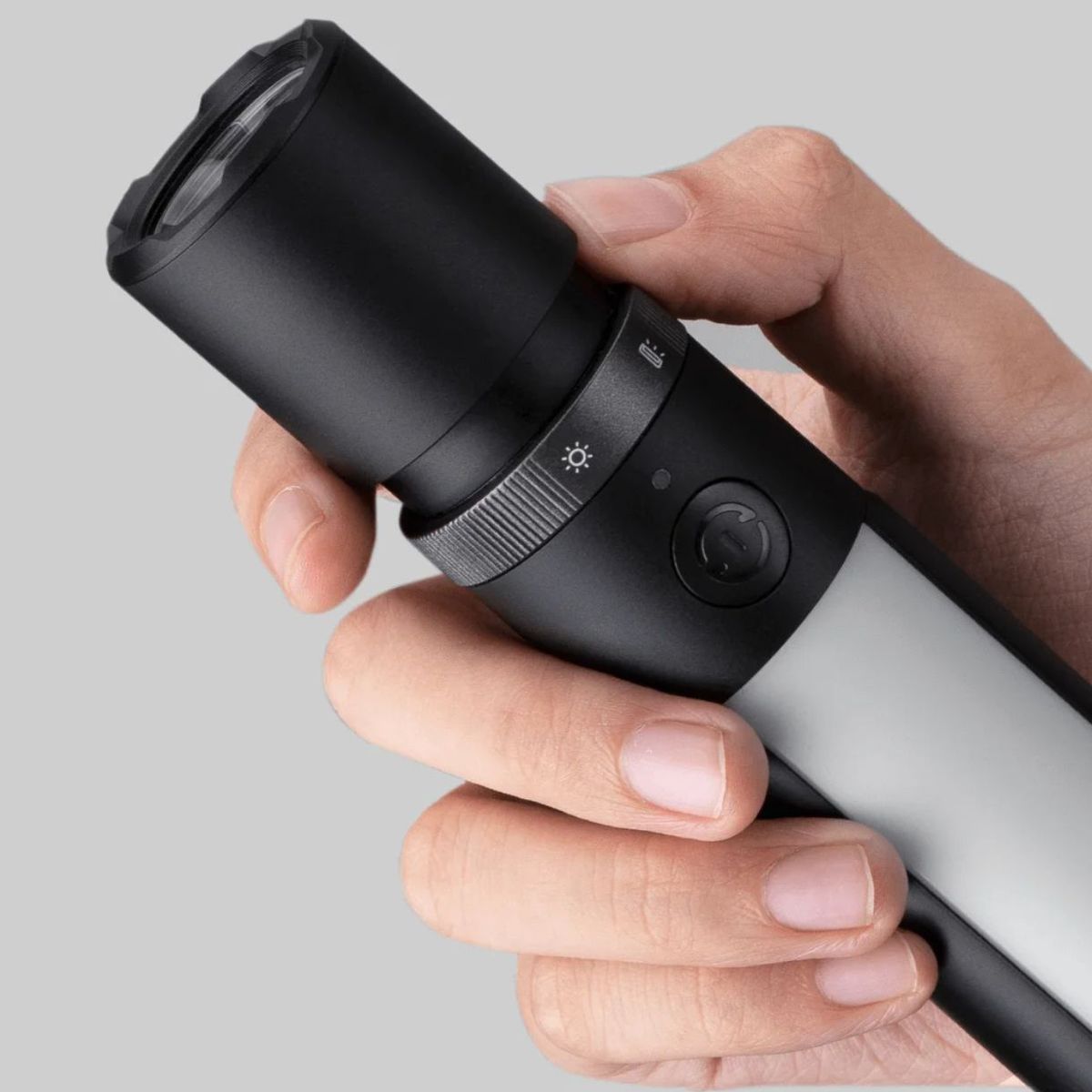 XIAOMI - Linterna Xiaomi Multifuncional Recargable  90hs Autonomía