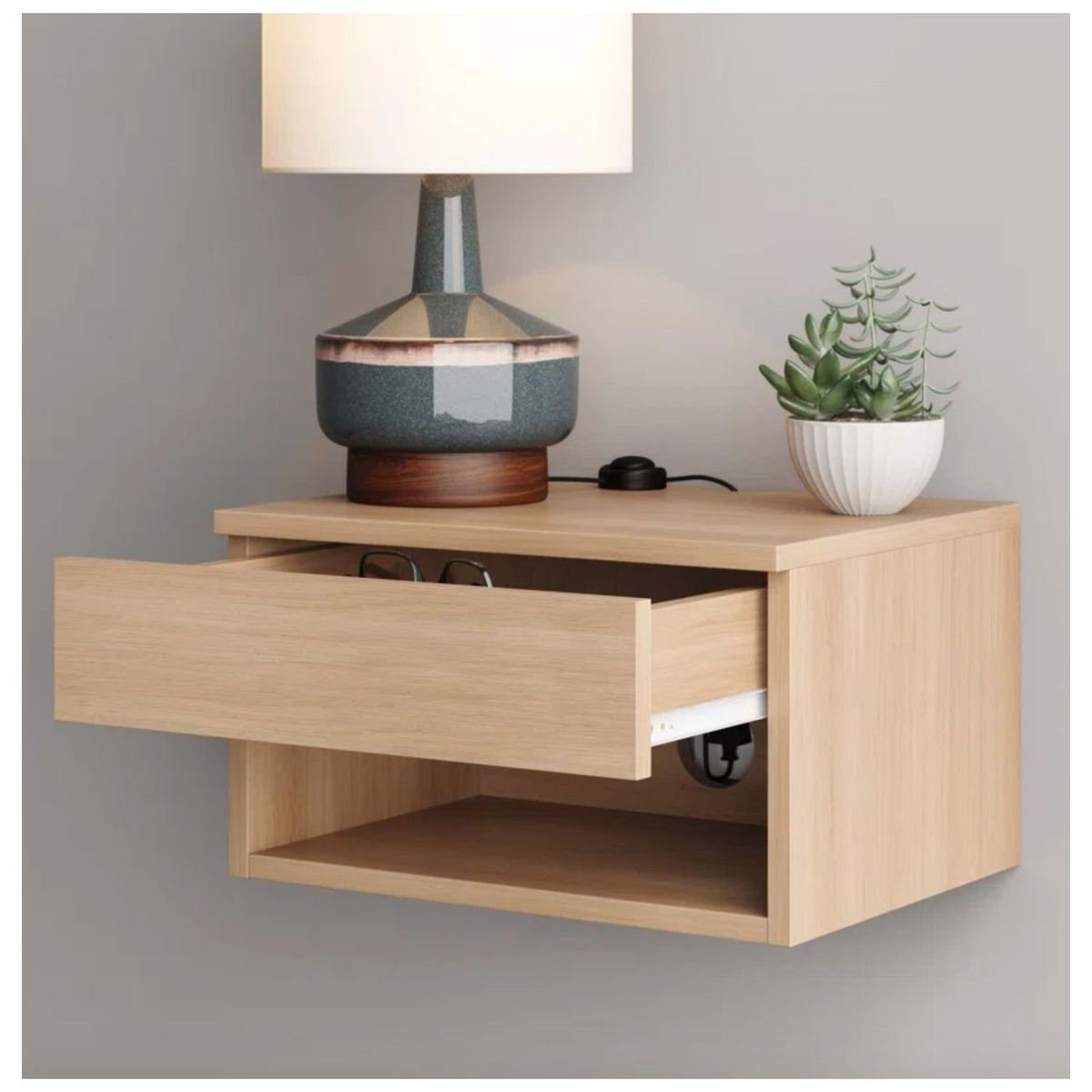 VENTITAS HOME - Velador Flotante Thomsen Ventitas Home Manzano