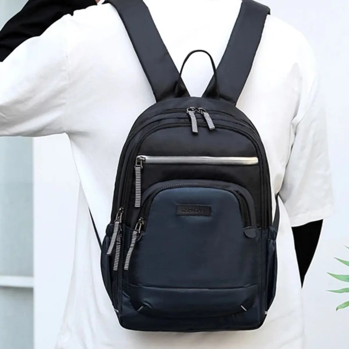 GENERICO - Mochila Reflectiva Mediana para hombre