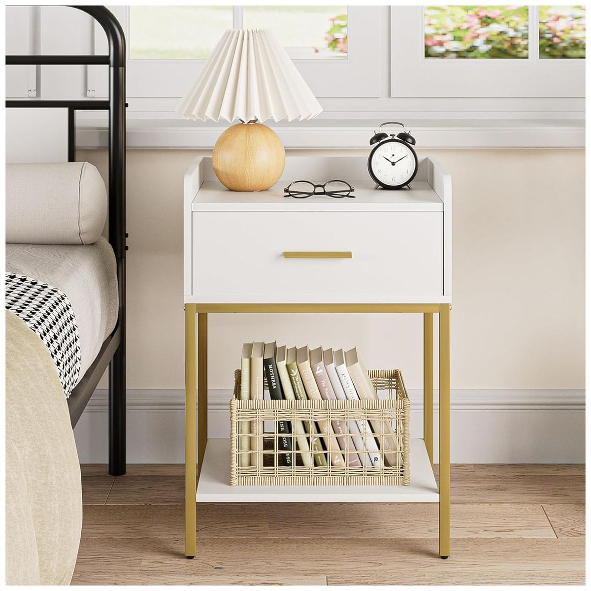 VENTITAS HOME - Velador Industrial Dawn Ventitas Home Blanco