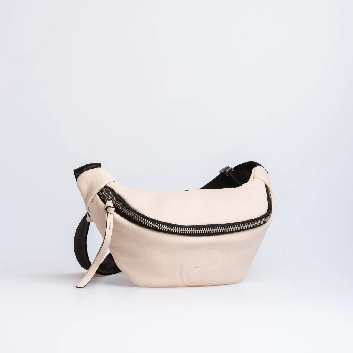 PRUNE - RIÑONERA ISABELLA PP EN CUERO GRANEADO_.