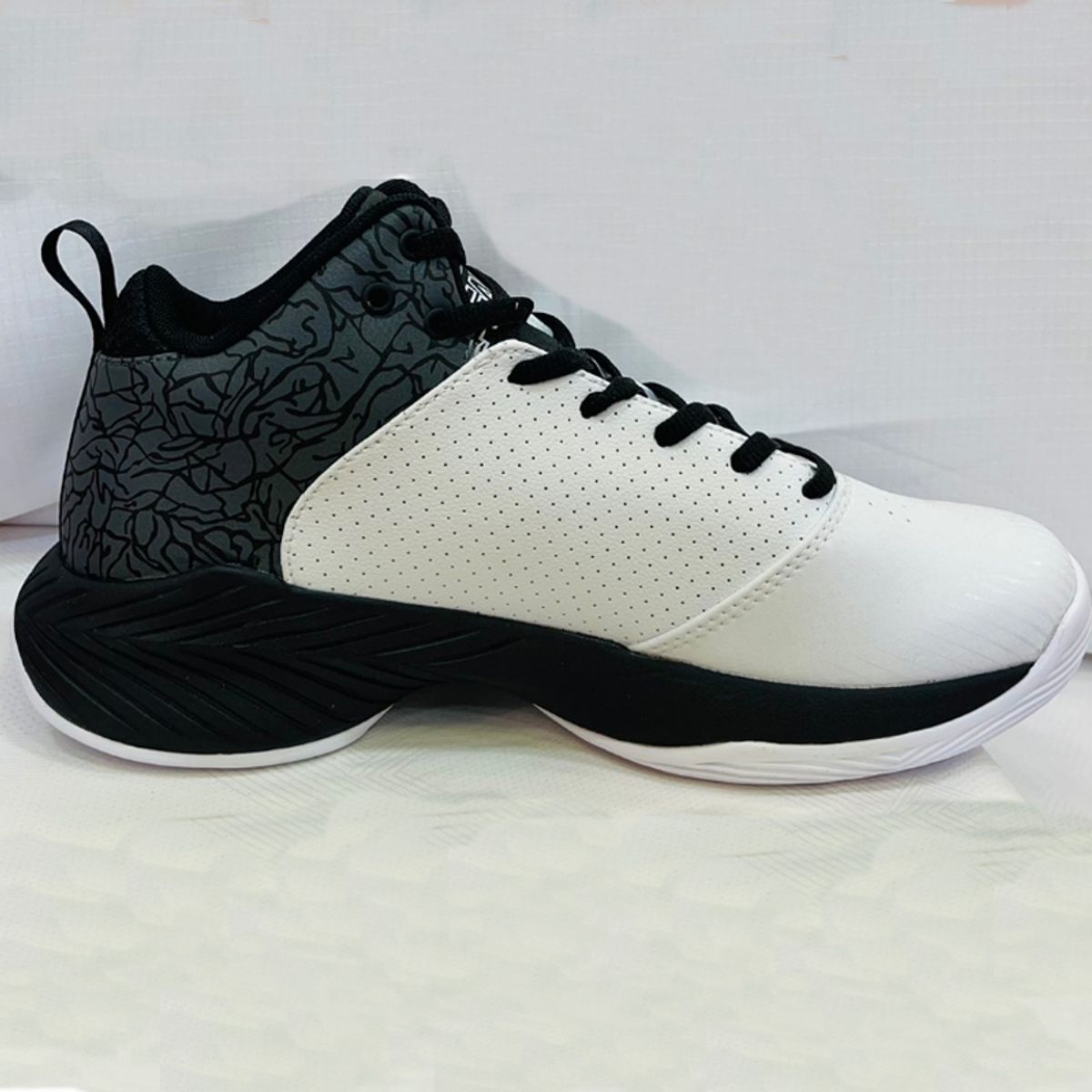 PEAK - Zapatillas de Basket NBA