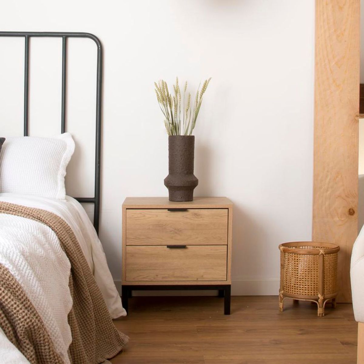 TU MESITA - Velador Contemporaneo Namora 2 Cajones Marrón TU MESITA