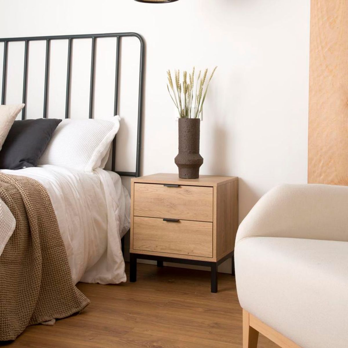 TU MESITA - Velador Contemporaneo Namora 2 Cajones Marrón TU MESITA