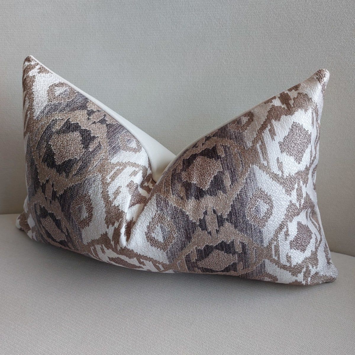 CLAUDIA RIVA HOME - Cojín Leandro Rectangular + Relleno de poliester