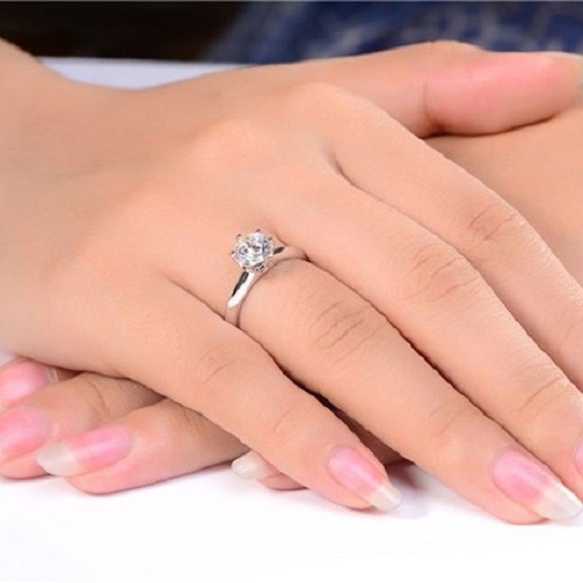 GENERICO - Aro Compromiso Solitario White Bañado Oro Blanco18K  San Valentín