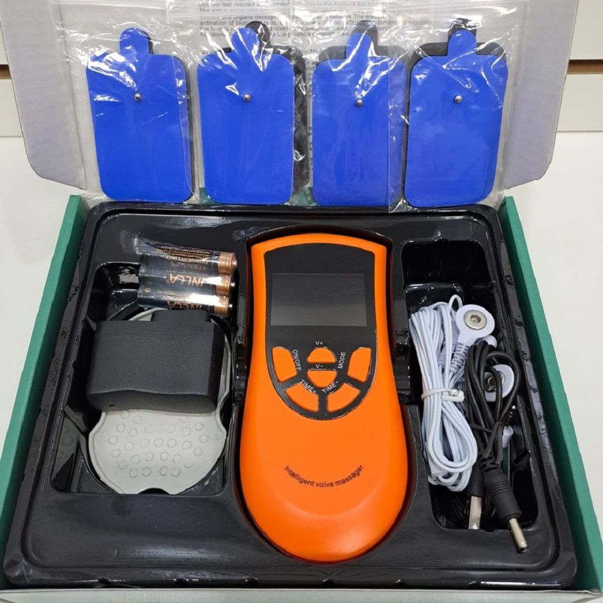 VICTORIA - Masajeador Electro estimulador Muscular  8 Parches