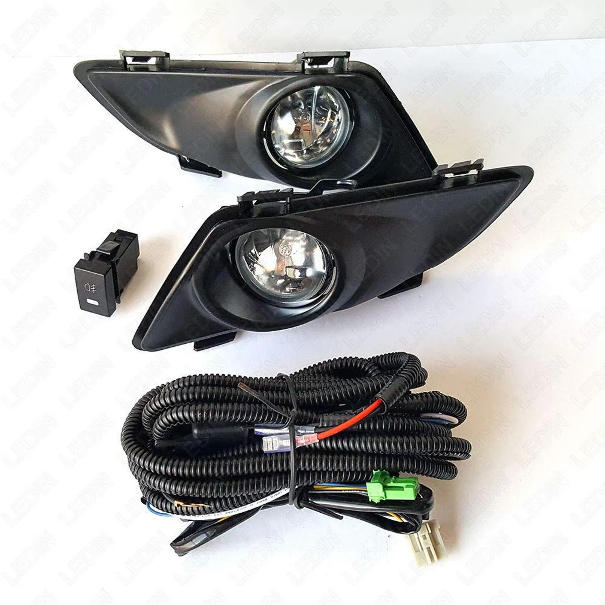 GENERICO - FAROS NEBLINEROS MAZDA 6 2003 2004 2005