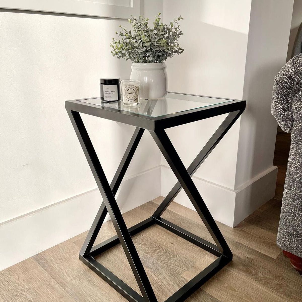 GENERICO - Mesa Auxiliar de Vidrio Trenzado Negro Mate