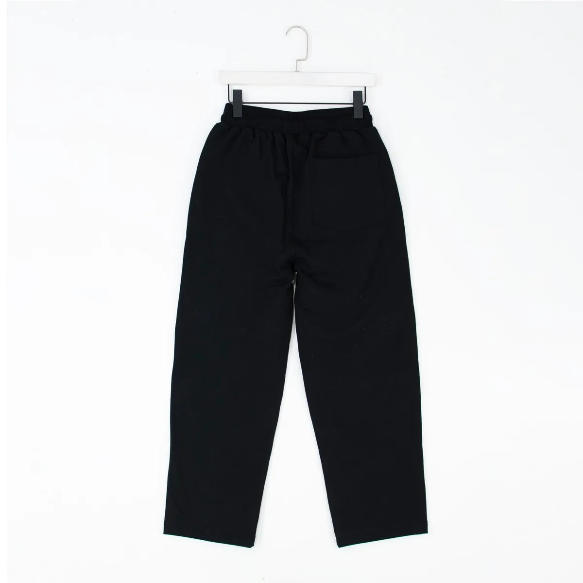 BHEVSK - Jogger Basic Oversize Negro