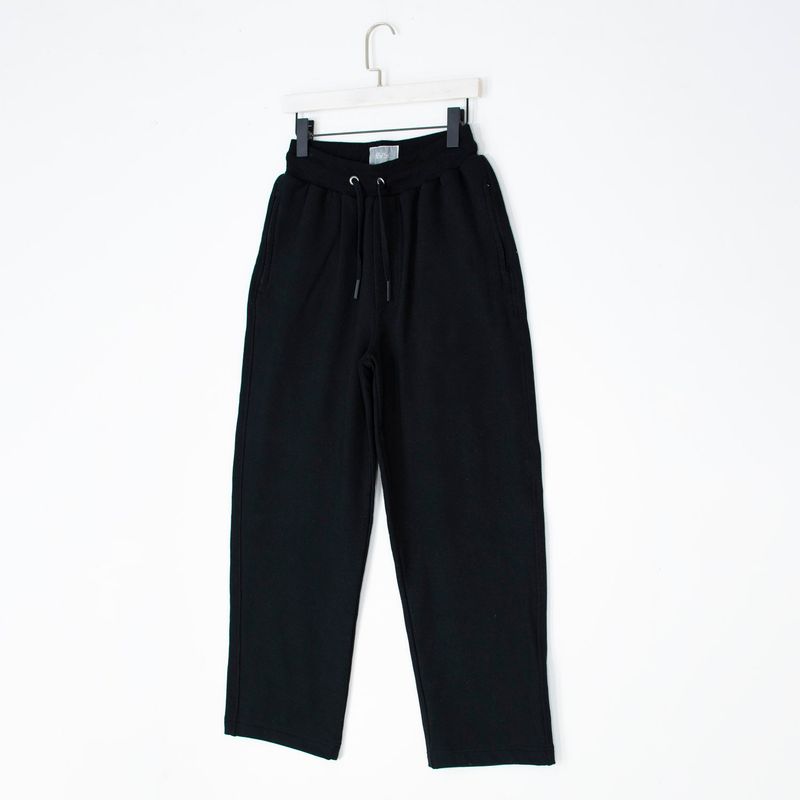 BHEVSK - Jogger Basic Oversize Negro
