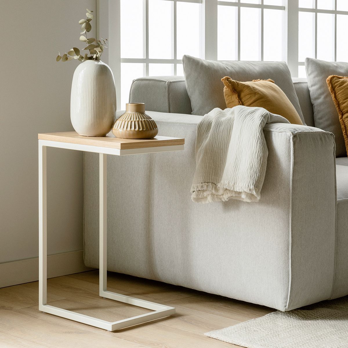 TU MESITA - Mesa Auxiliar Nórdica Clelia DunaBlanco