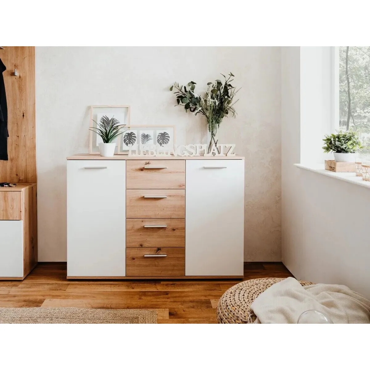 TU MESITA - Cómoda Clásica Luisa 4 cajones 2 puertas TU MESITA color Blanco/Duna