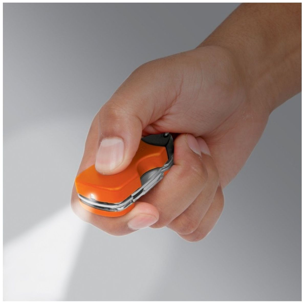 TRUPER - Llavero multiherramienta 6 funciones, con LED, Truper