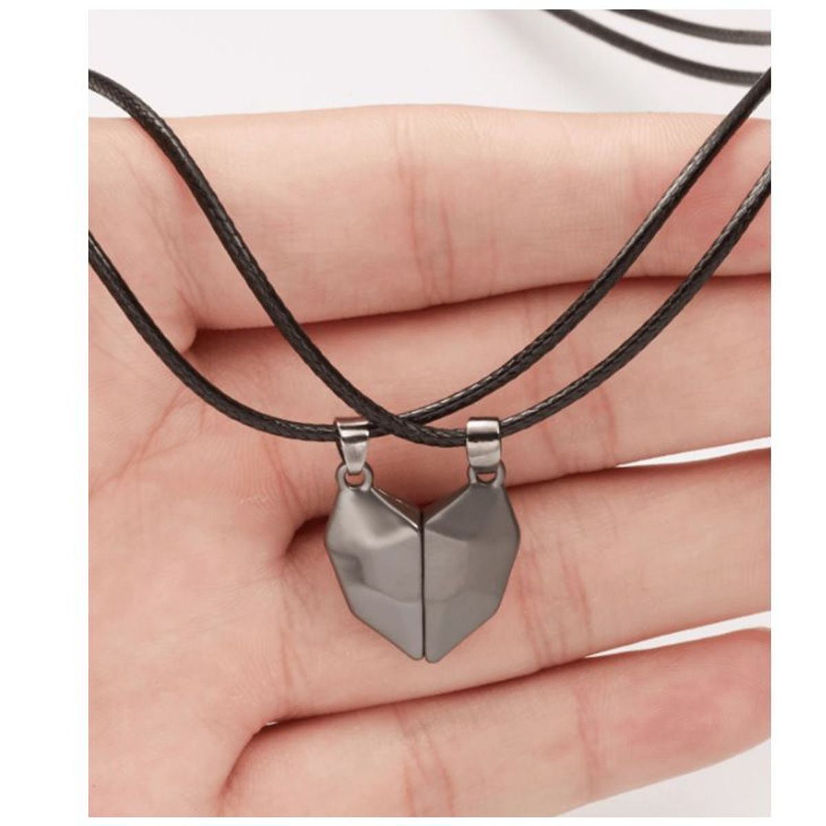 GENERICO - Collar doble corazón negro con imán para parejas o mejores amigos