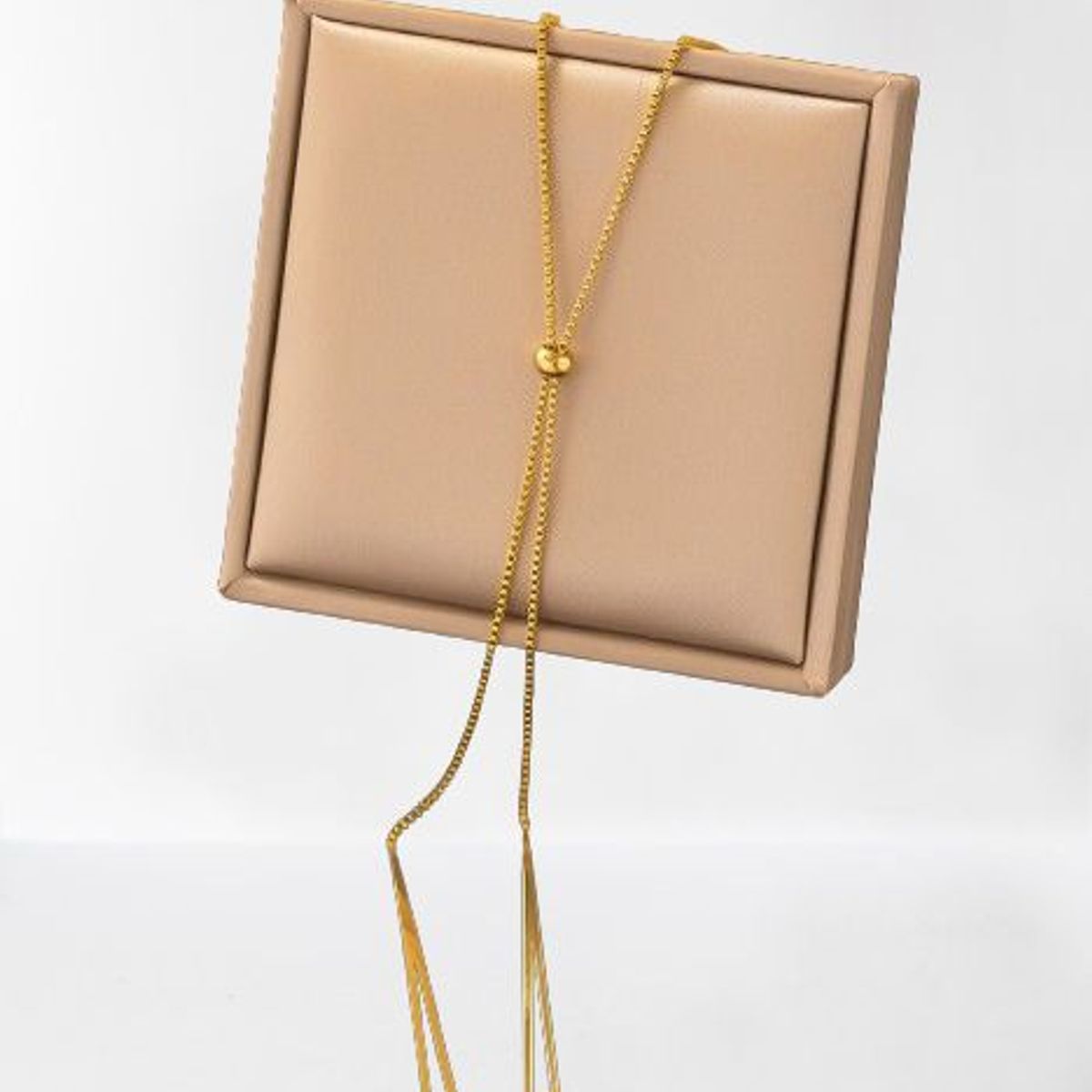 GENERICO - COLLAR TRIANGULO DOB