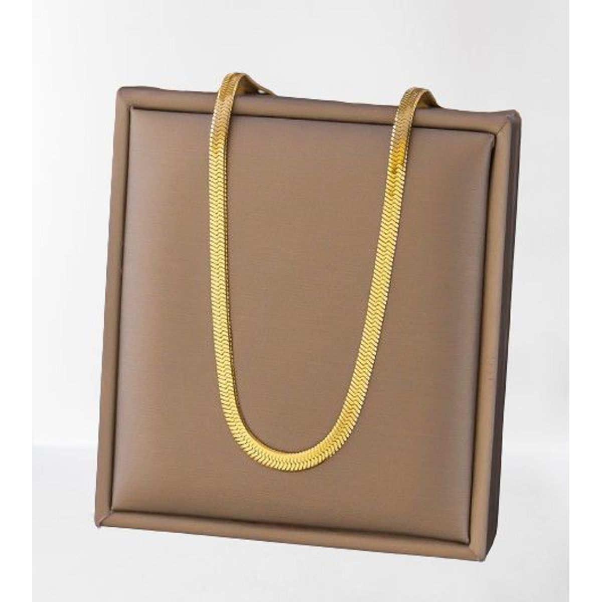 GENERICO - COLLAR DORADO CLASICO