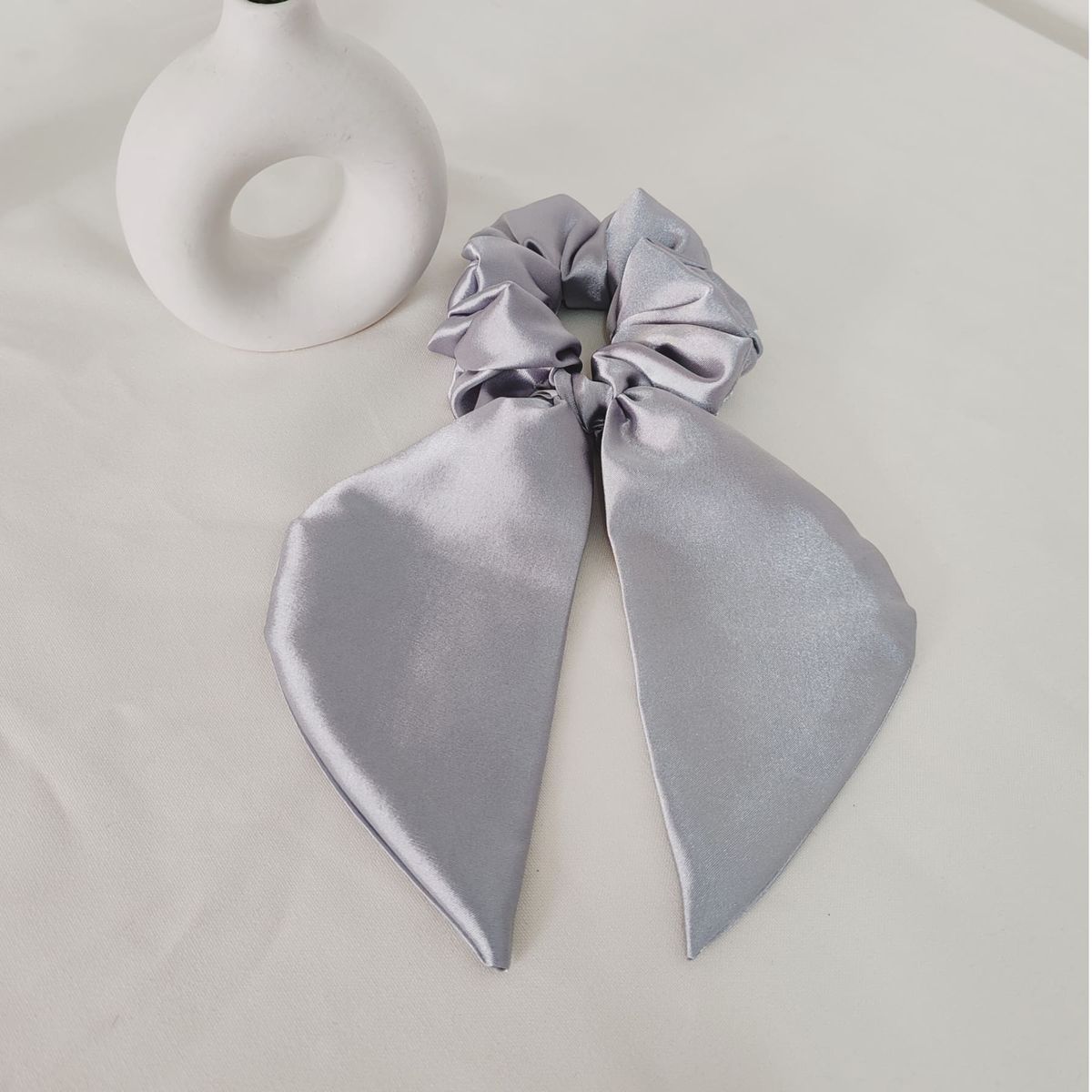 GENERICO - Scrunchie lazo de Satín - No daña el cabello - Gris