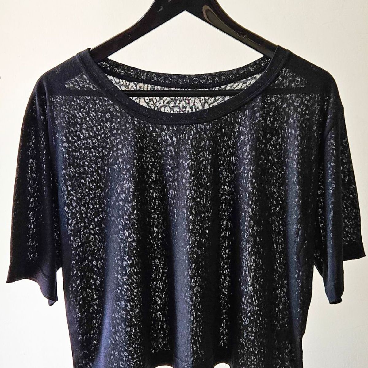 INDEPENDIENTE - CROP OVERSIZE PARA EL GYM MUJER - POLO DEPORTIVO OVERSIZE MUJER