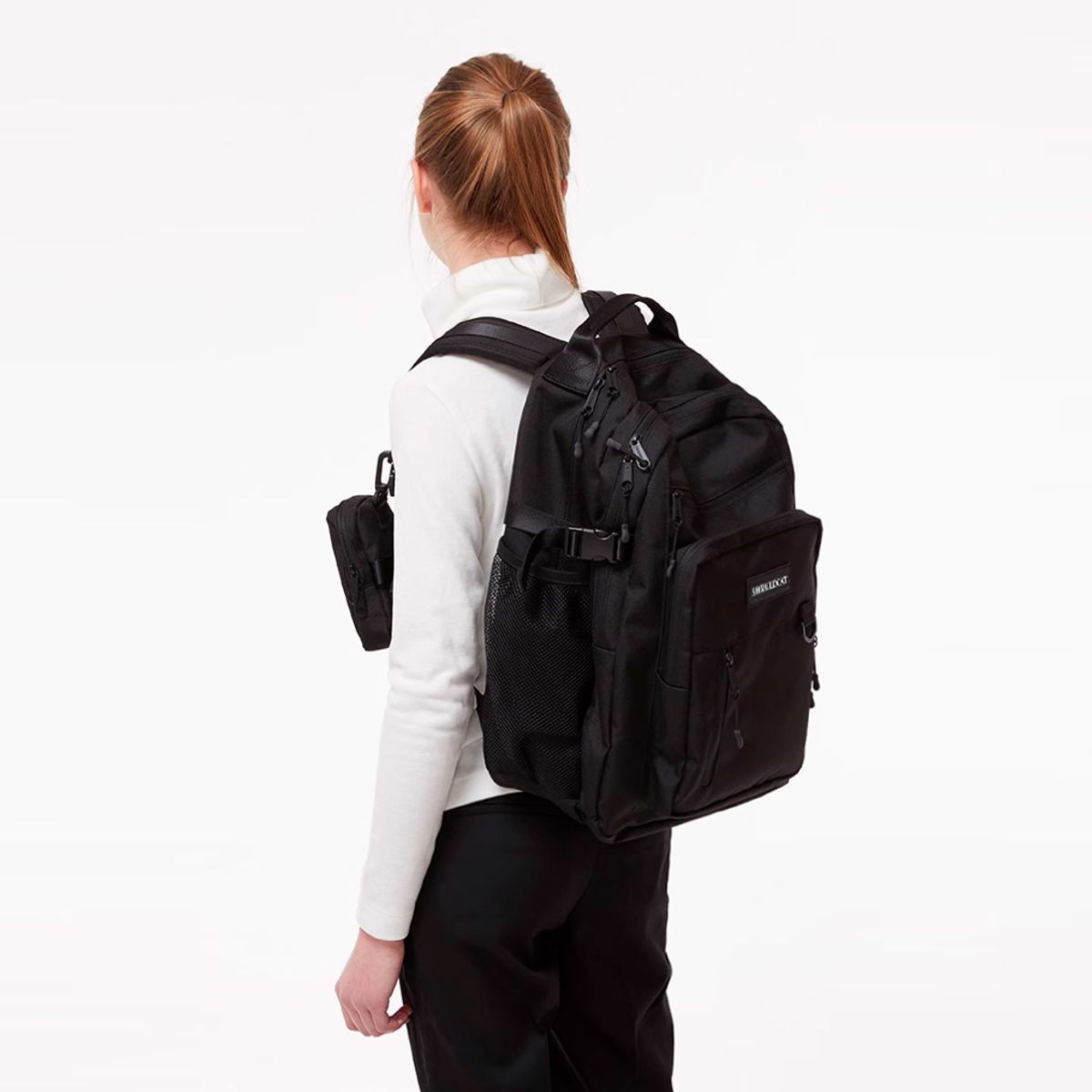 OEM - Mochila Kaylani con Portalaptop Hasta 15.6