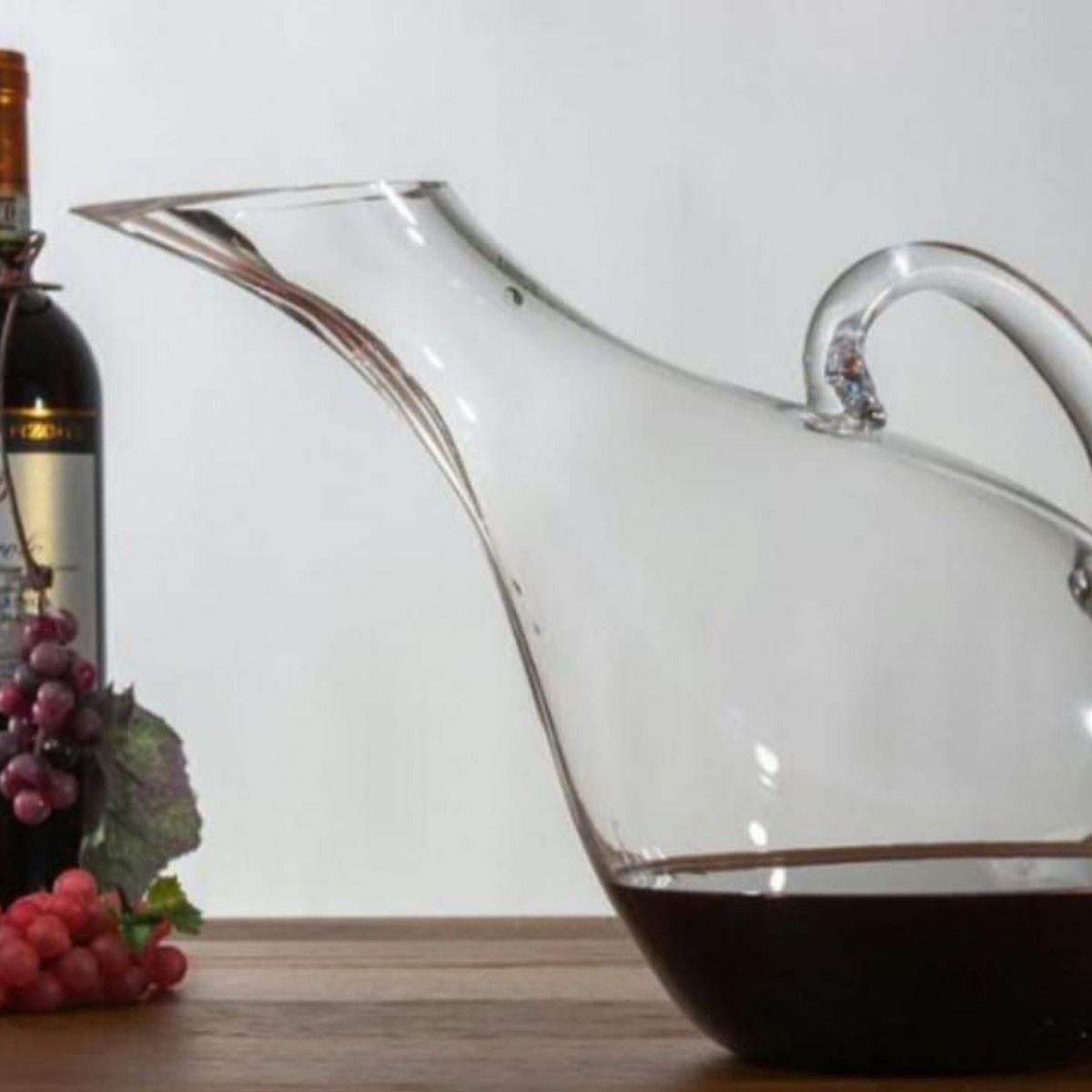 GENERICO - INPIRA JARRA DECANTADORA PARA VINO CON ASA Y BOQUILLA INCLINADA