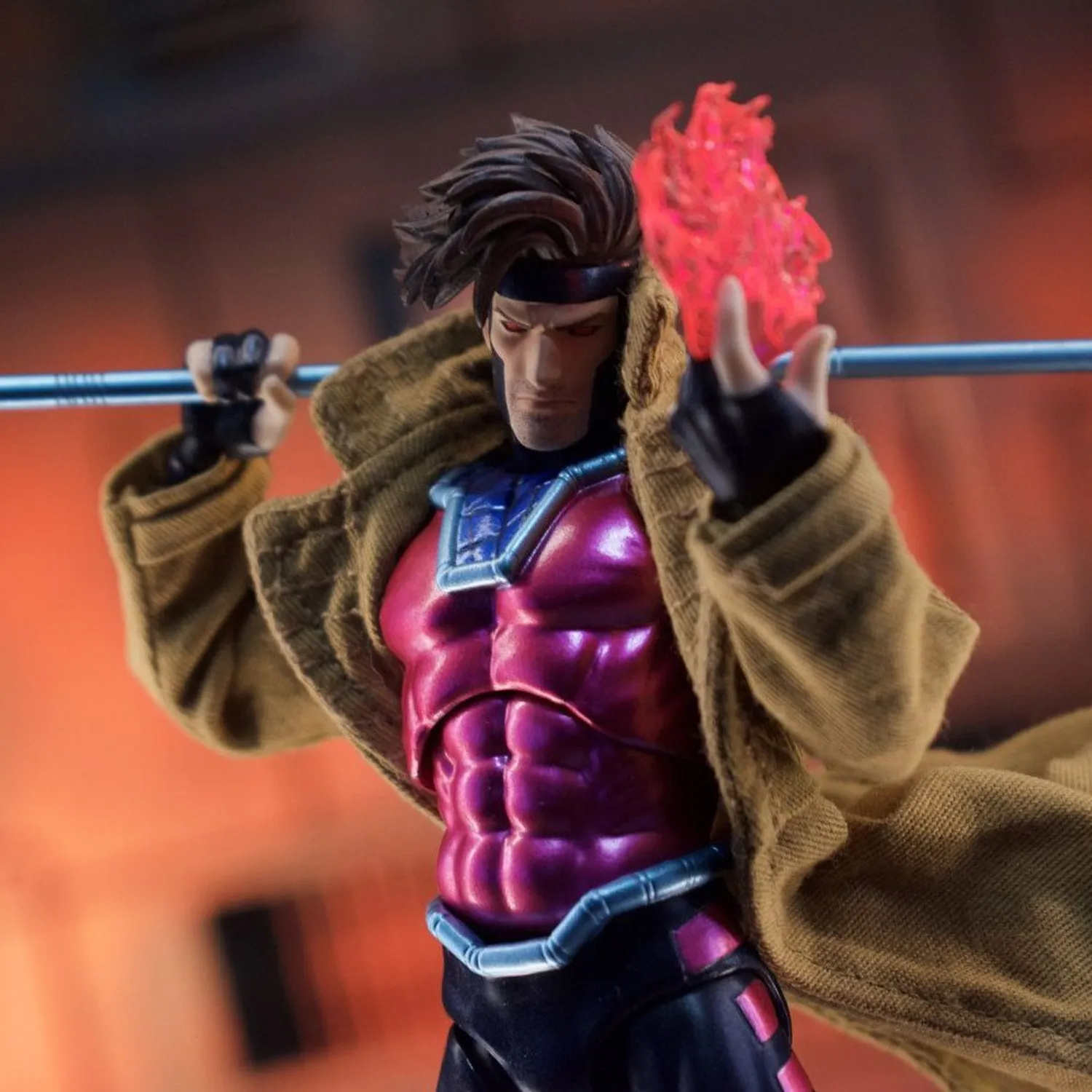 X-Men Gambito Marvel MAFEX 131 Gambit Comic Ver MARVEL | Falabella