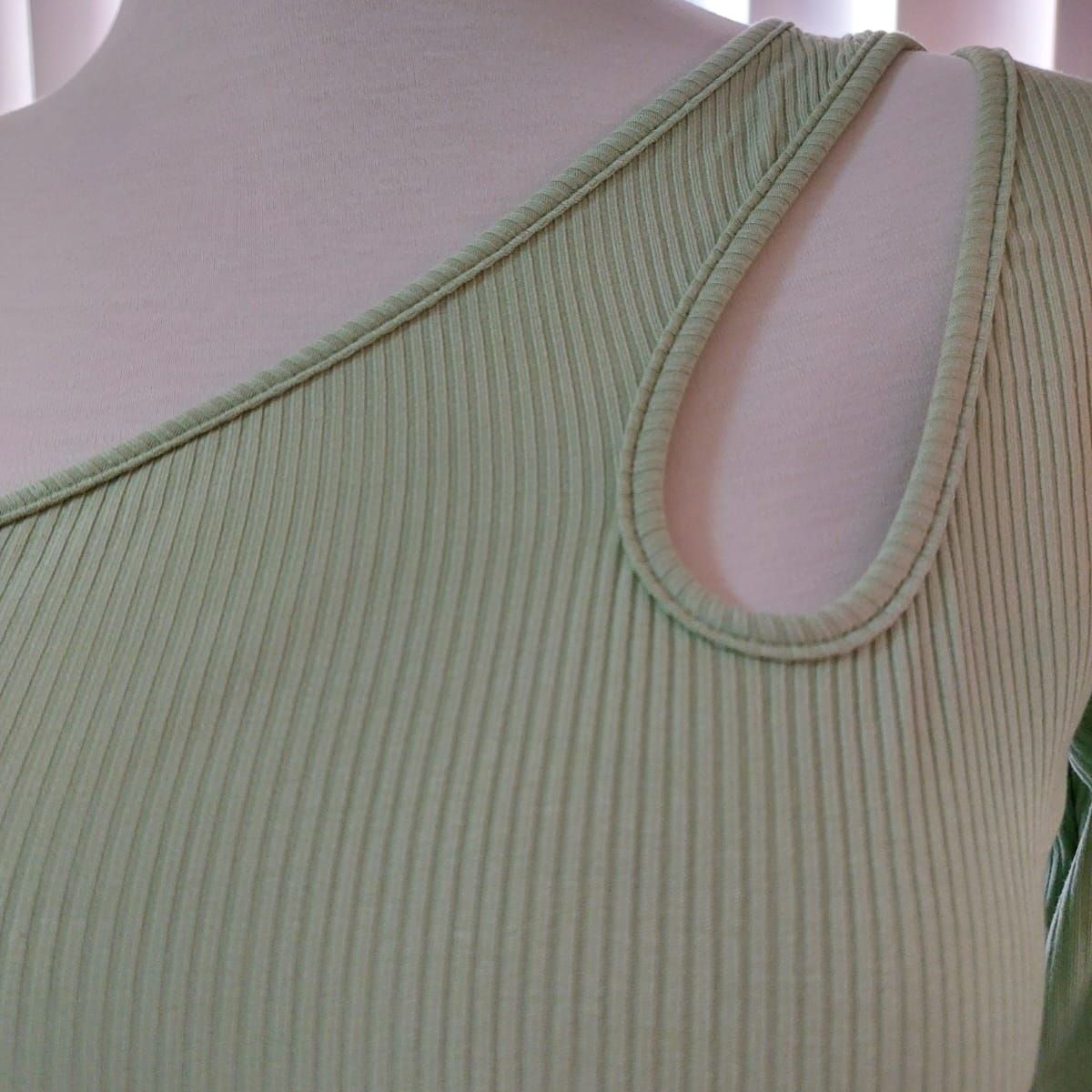 MARWAL - TOP ASIMÉTRICO MELANY - MANGA 3/4 -  MARWAL - varios colores