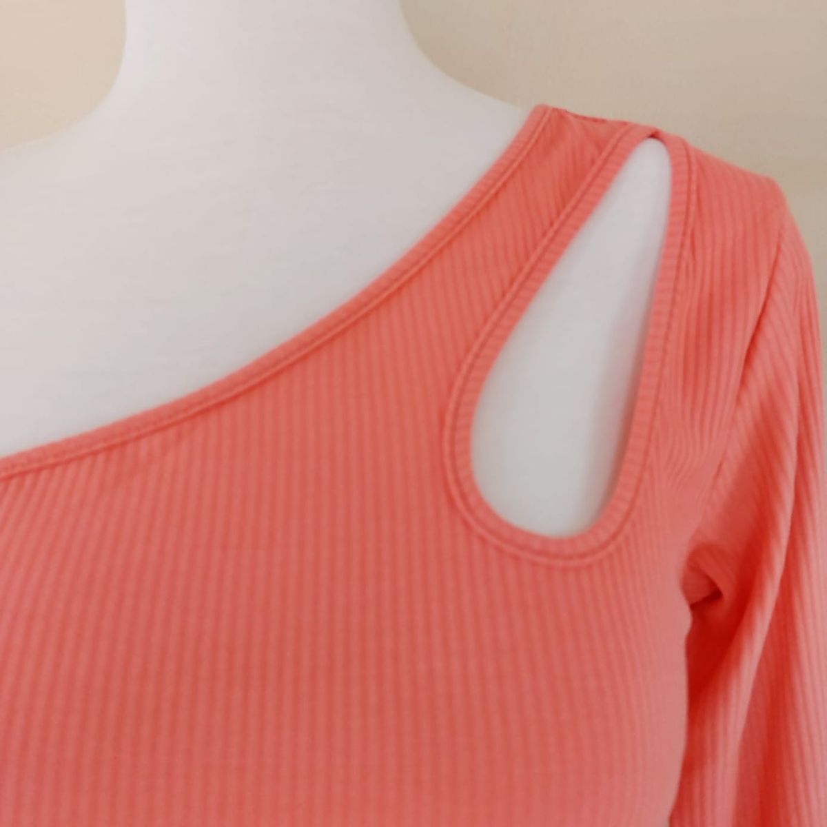 MARWAL - TOP ASIMÉTRICO MELANY - MANGA 3/4 -  MARWAL - varios colores