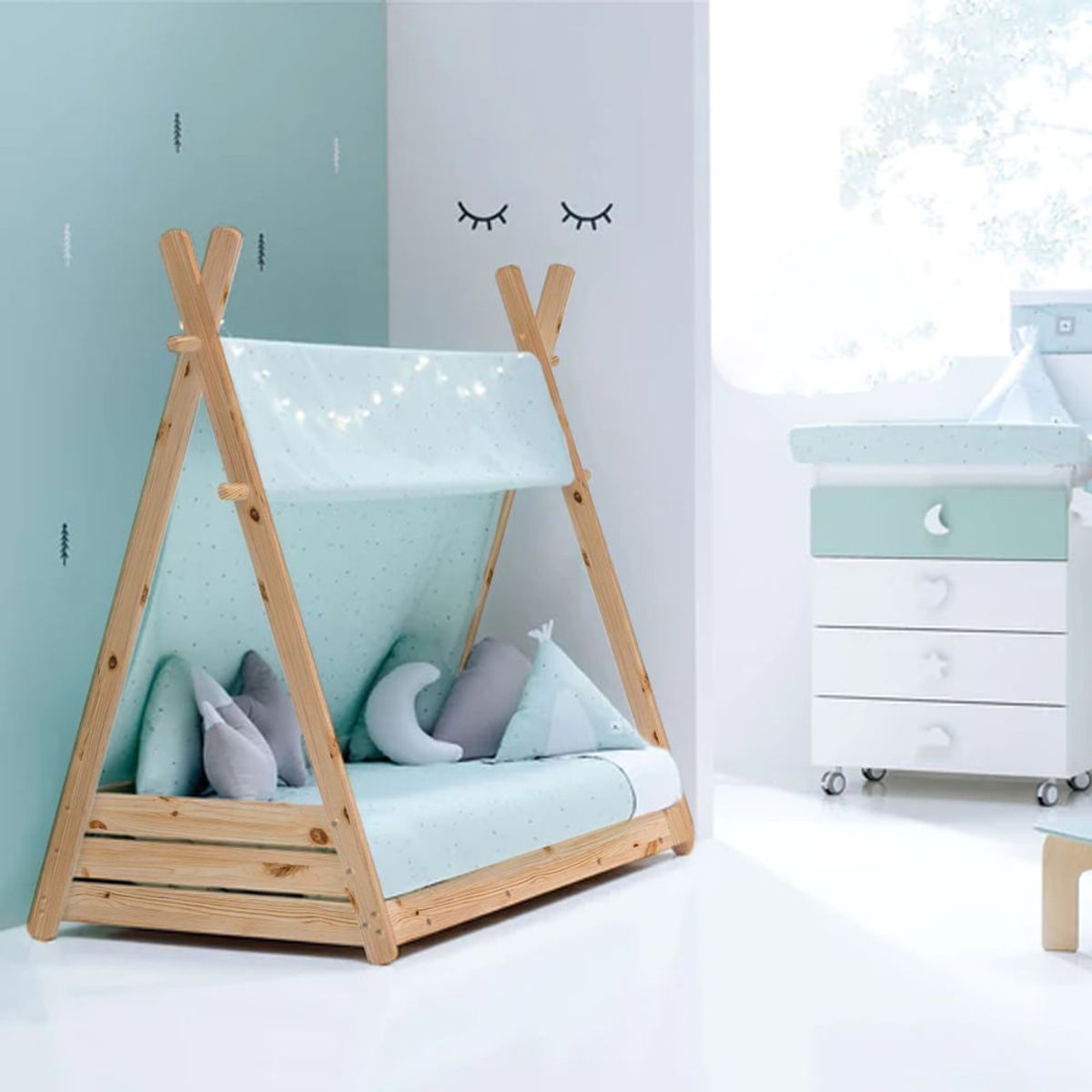 MOVENDA - Cama Montessori Kusi Plaza y Media Movenda