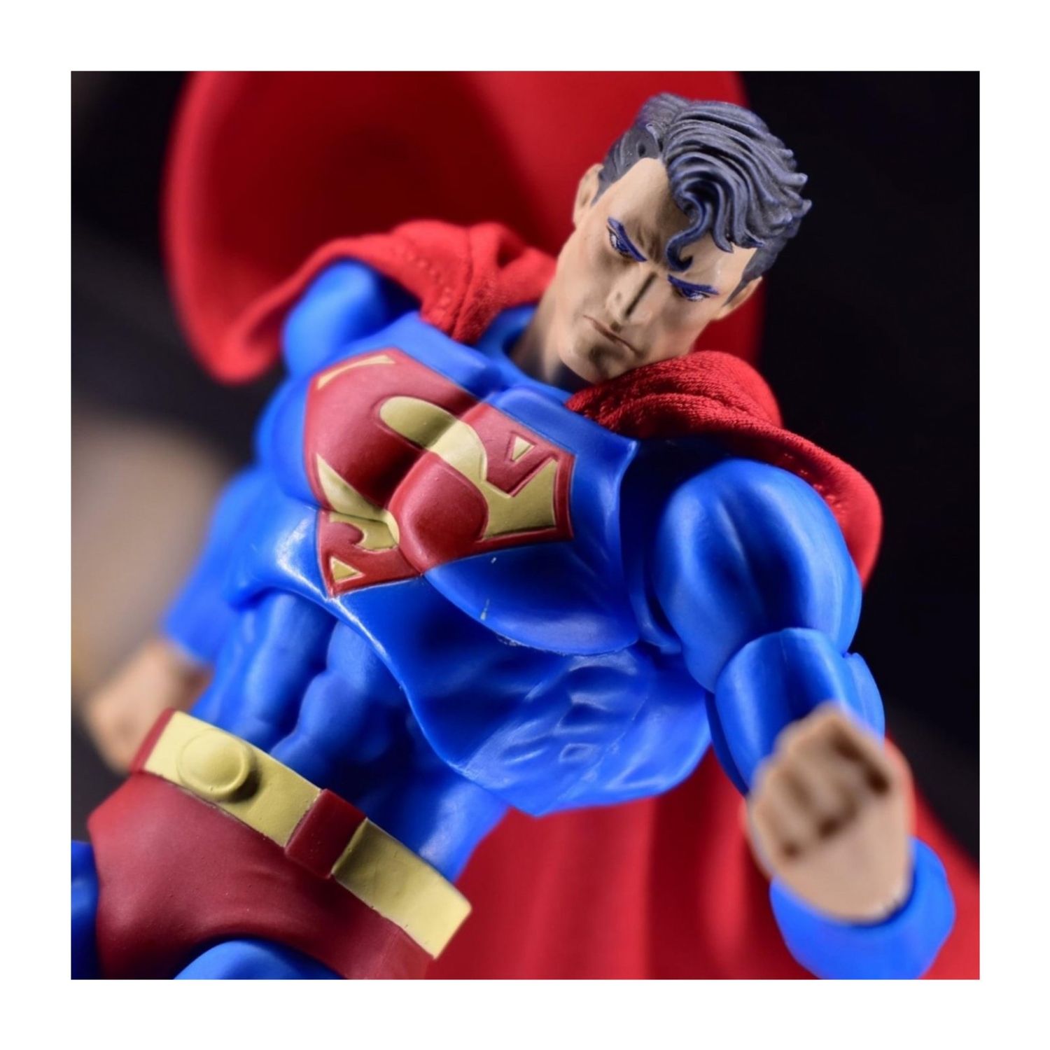 Batman Hush MAFEX 117 Superman DC COMICS | falabella.com