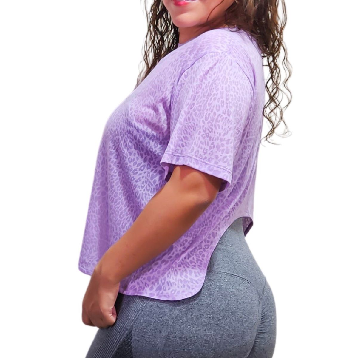 INDEPENDIENTE - POLO DEPORTIVO OVERSIZE ASIMÉTRICO PARA EL GYM MUJER