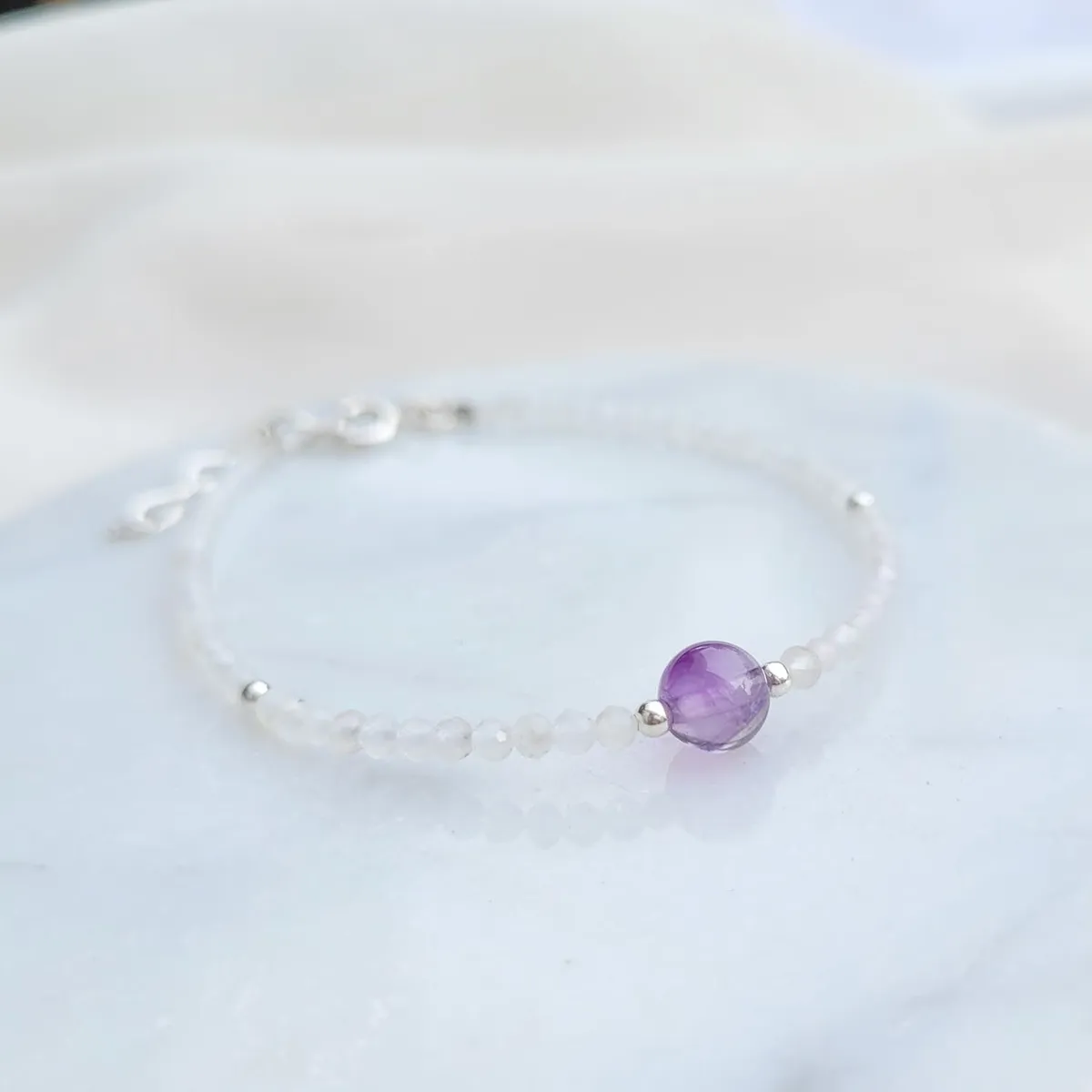 INTUERI - Pulsera Amelié Piedra Luna y Amatista