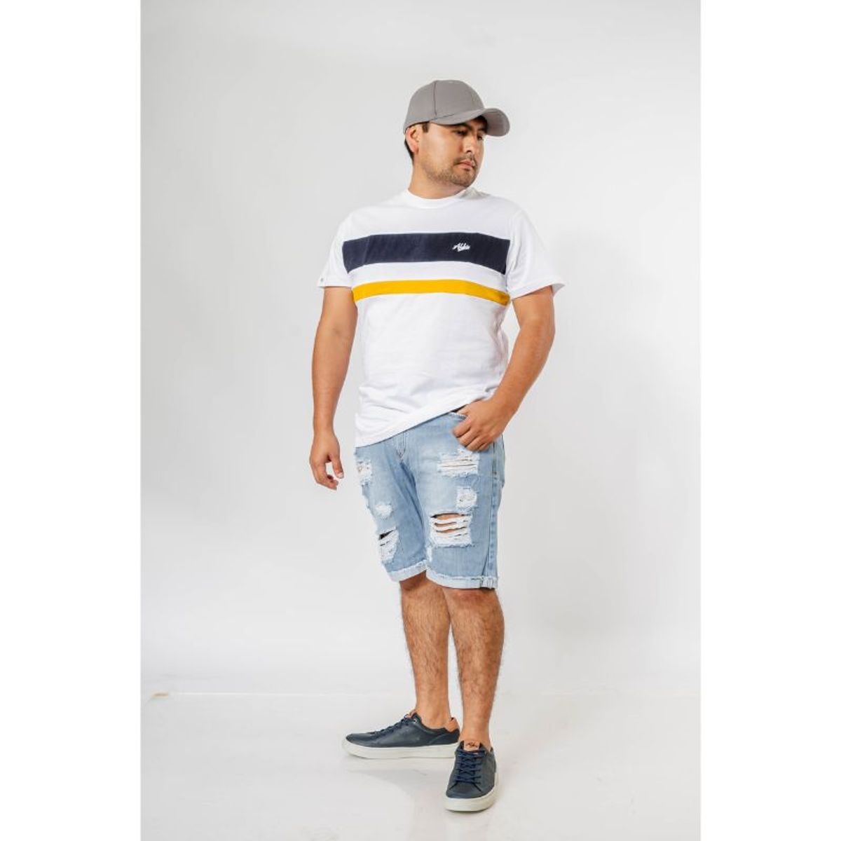 ALDO'S SINCE 1986 - BERMUDA DE DENIM SLIM FIT FOCALIZADO - EDICIÓN IMITADA