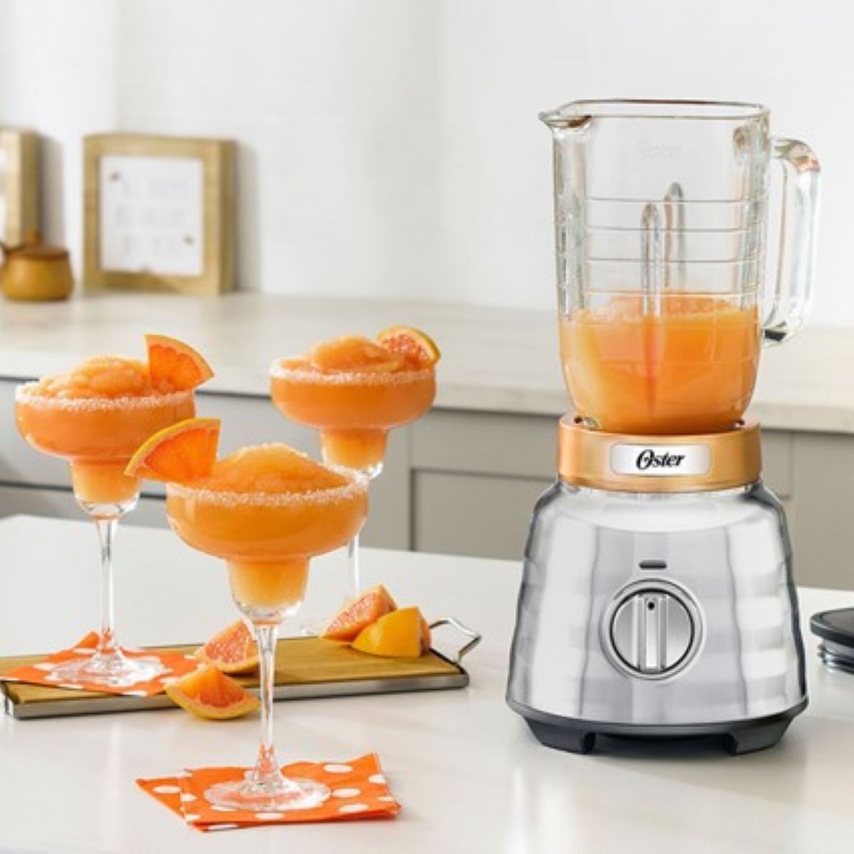 OSTER - Licuadora Oster Pro Max de 2 caballos BLSTPBRG