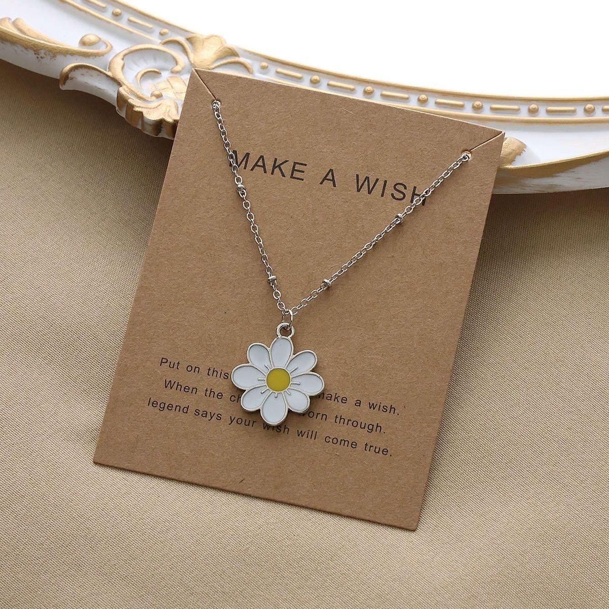 VATYERTY - Collar con diseño de redondo Plateado