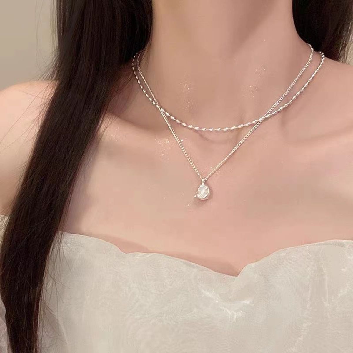 VATYERTY - Collar con colgante multicapas perla de imitación plata