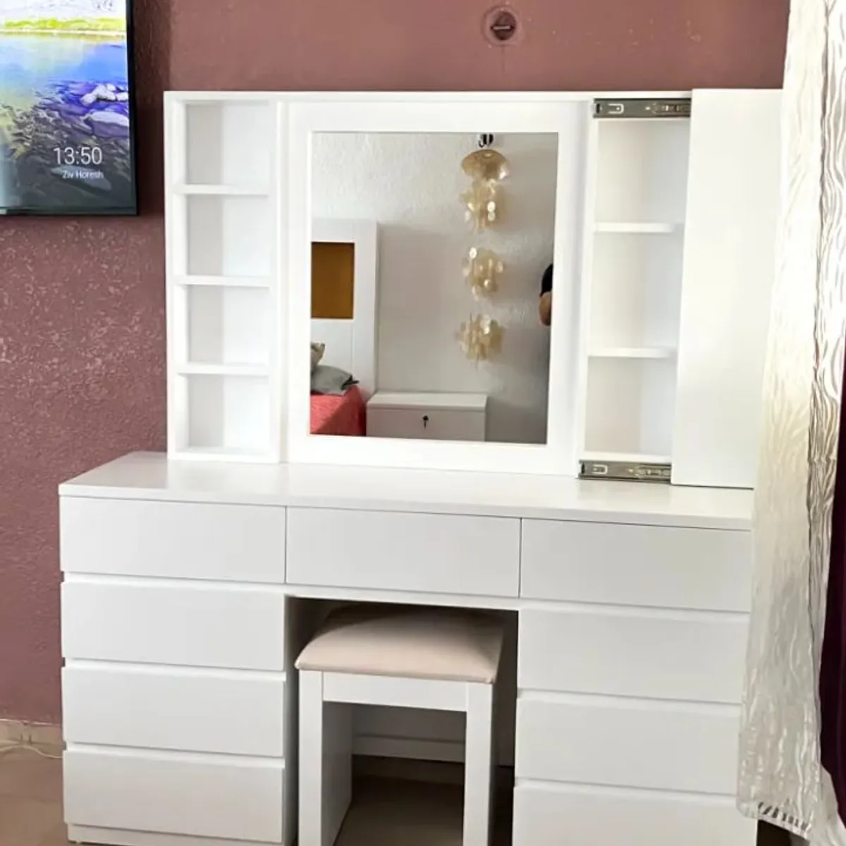 NACION MUEBLES - Tocador Moderno con Banca y Espejo Corredizo Clia