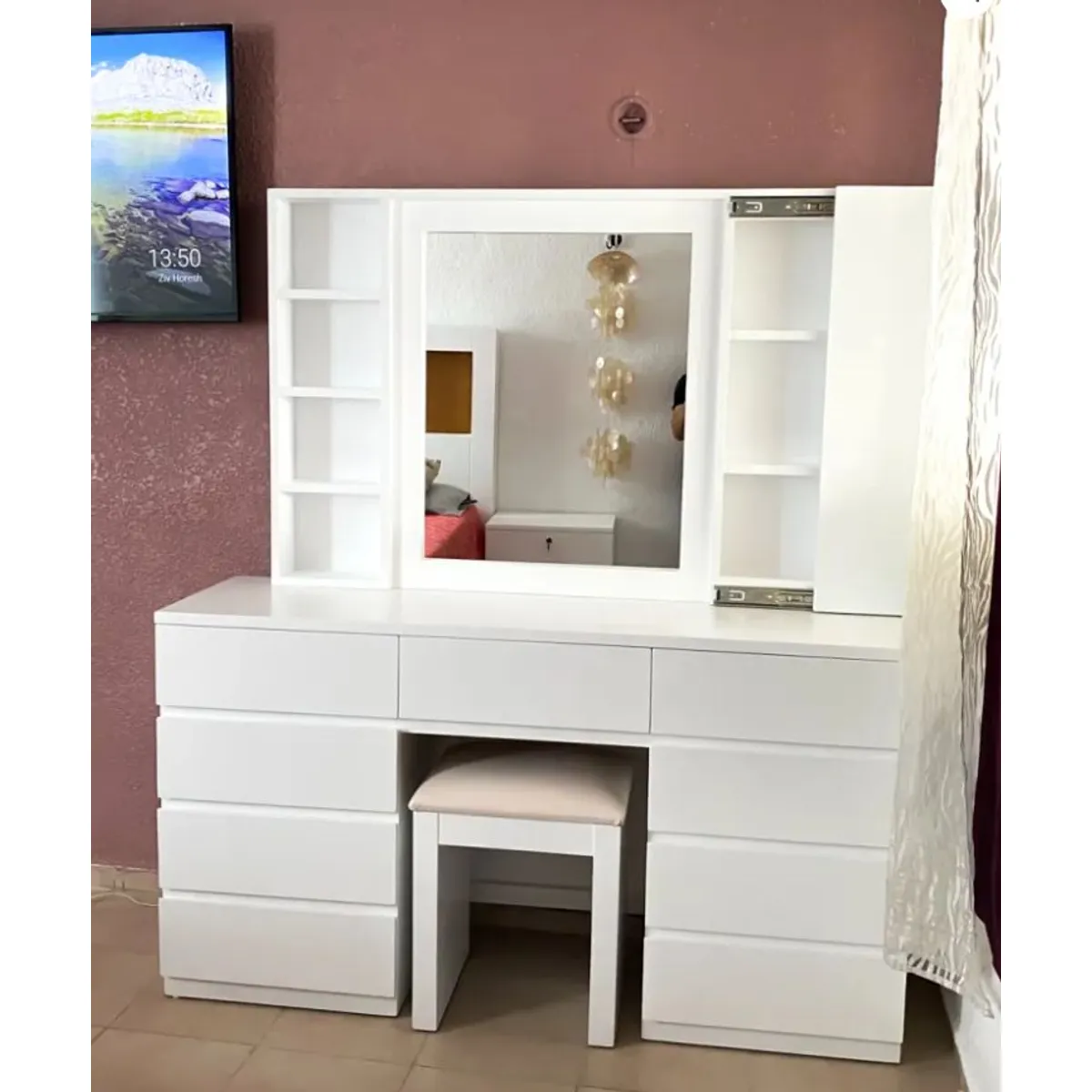 NACION MUEBLES - Tocador Moderno con Banca y Espejo Corredizo Clia