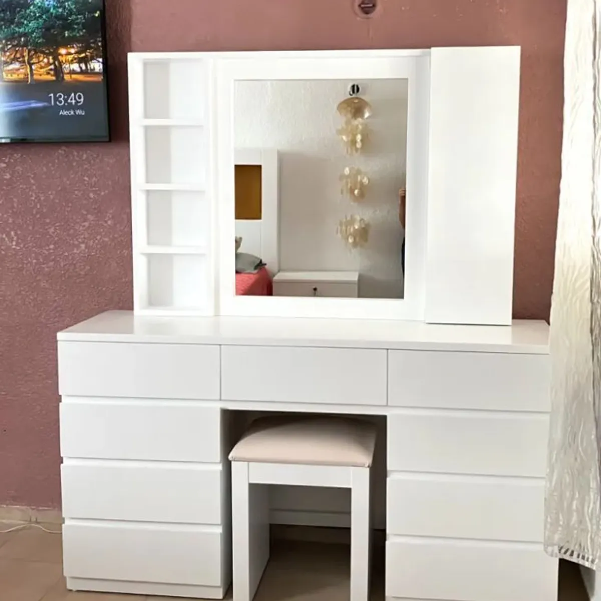 NACION MUEBLES - Tocador Moderno con Banca y Espejo Corredizo Clia