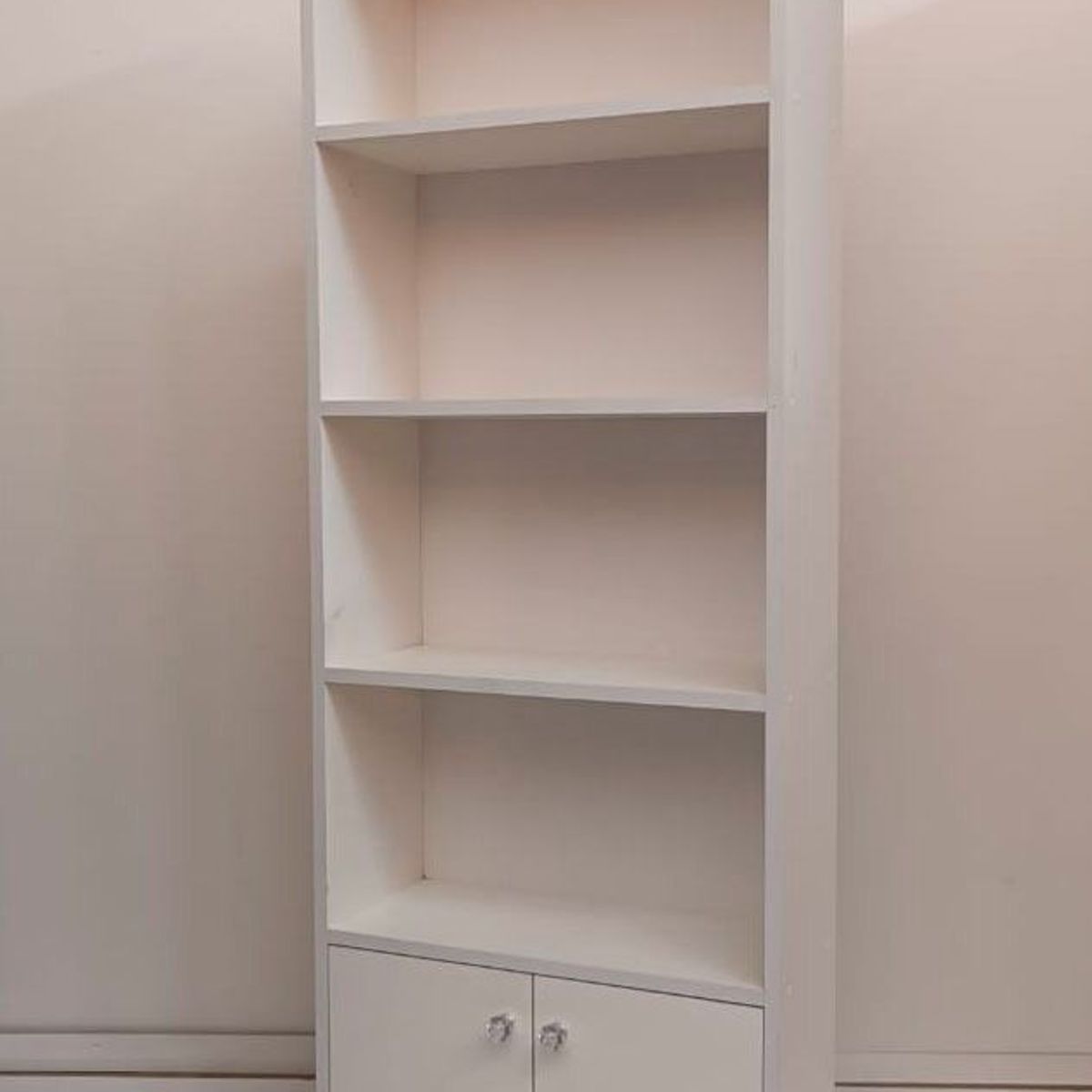 GENERICO - Estante  Est060Blanco Blanco Con 4 Repisas Y Puertas