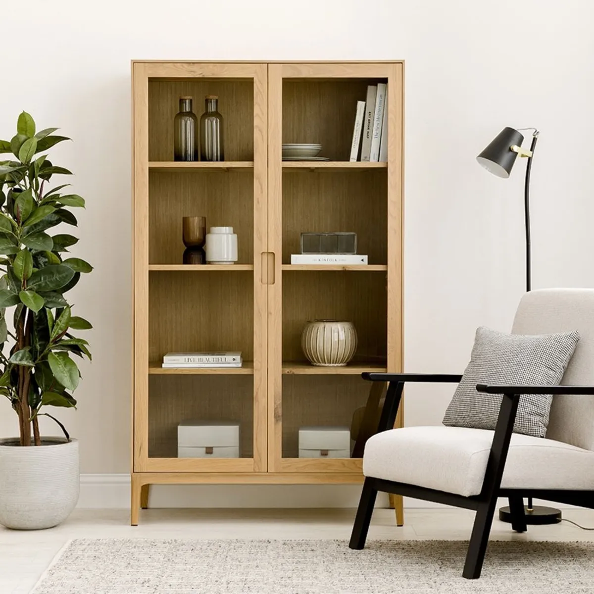 TU MESITA - Vitrina alta Moderna 2 puertas Dublin color Duna TU MESITA